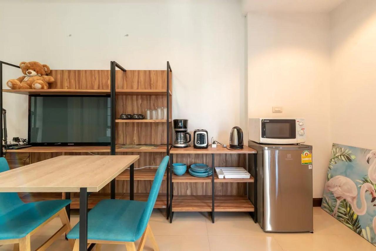 Loft Style Townhouse Near Old