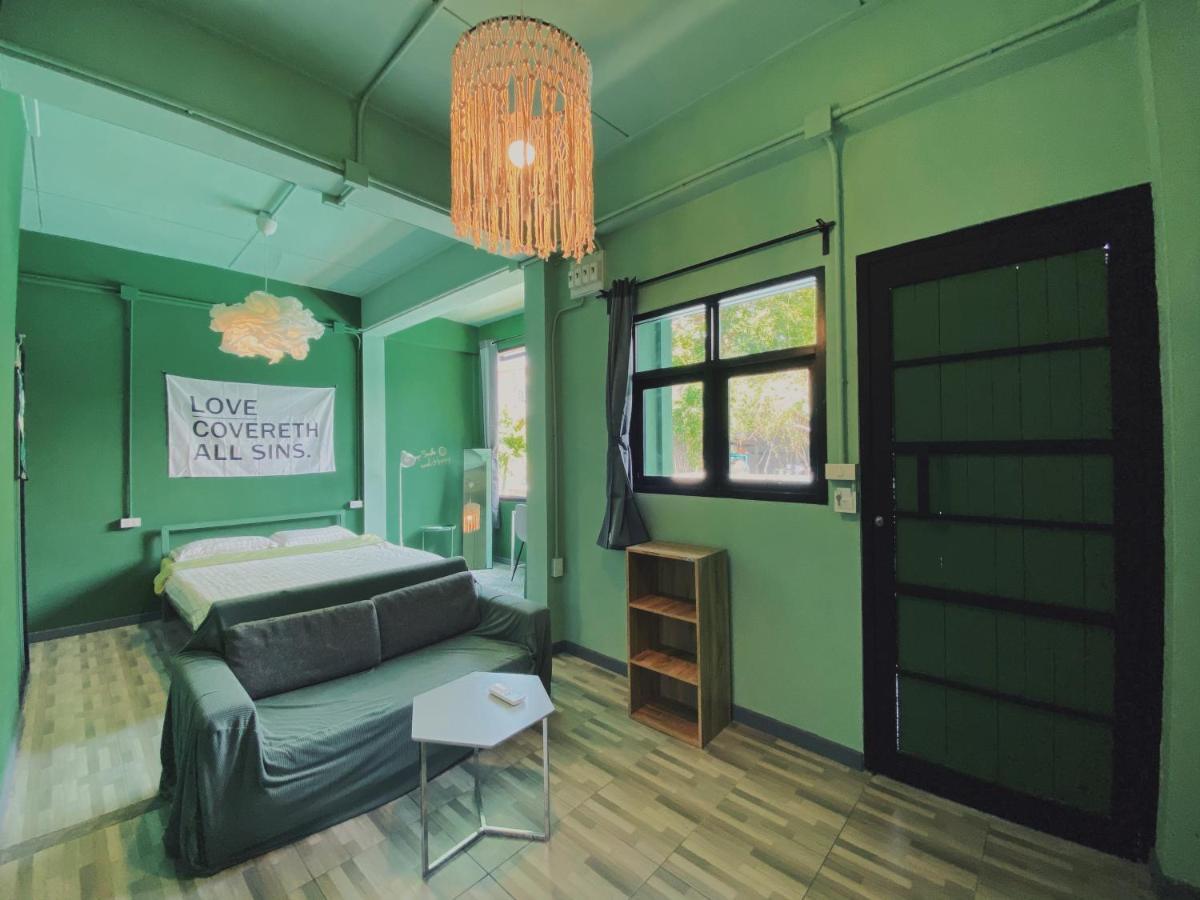 Hostel Chiangmai Moli (adults Only) Chiang Mai