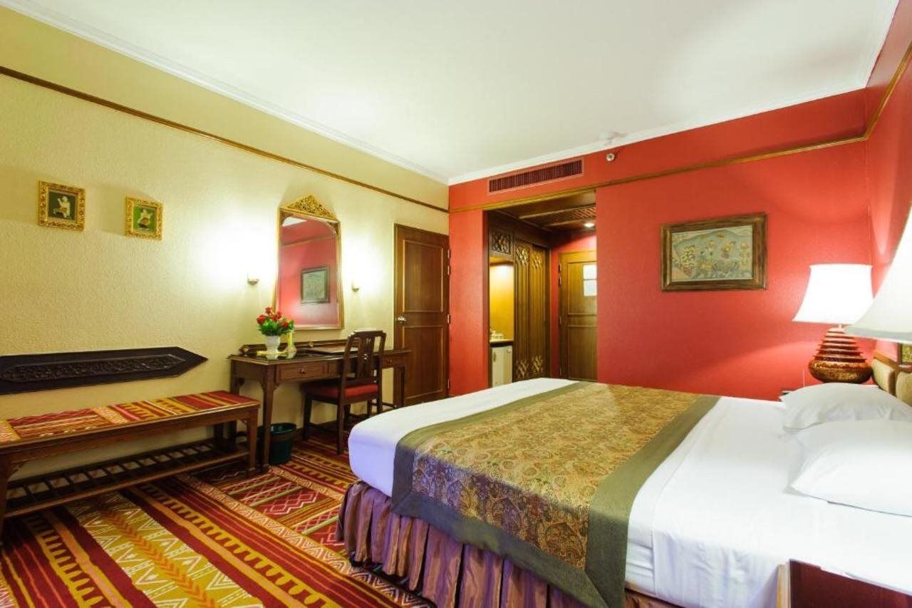 Hotel The Empress - Sha Extra