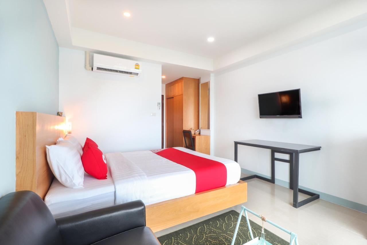 Oyo 374 Lanna Hotel 3*