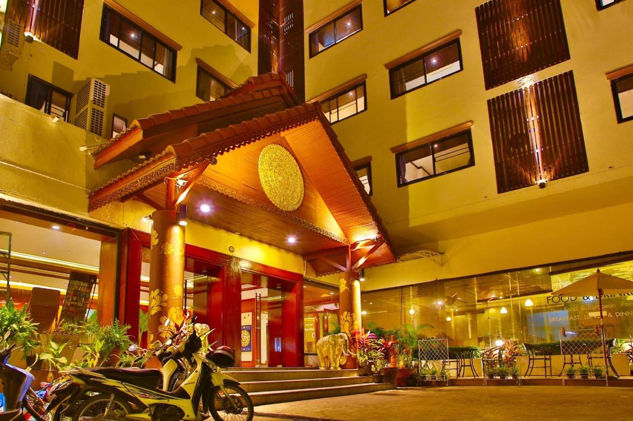 Thapaeplacehotel Hotel