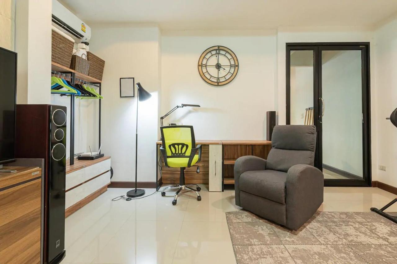 Loft Style Townhouse Near Old Hospedagem domiciliar Chiang Mai