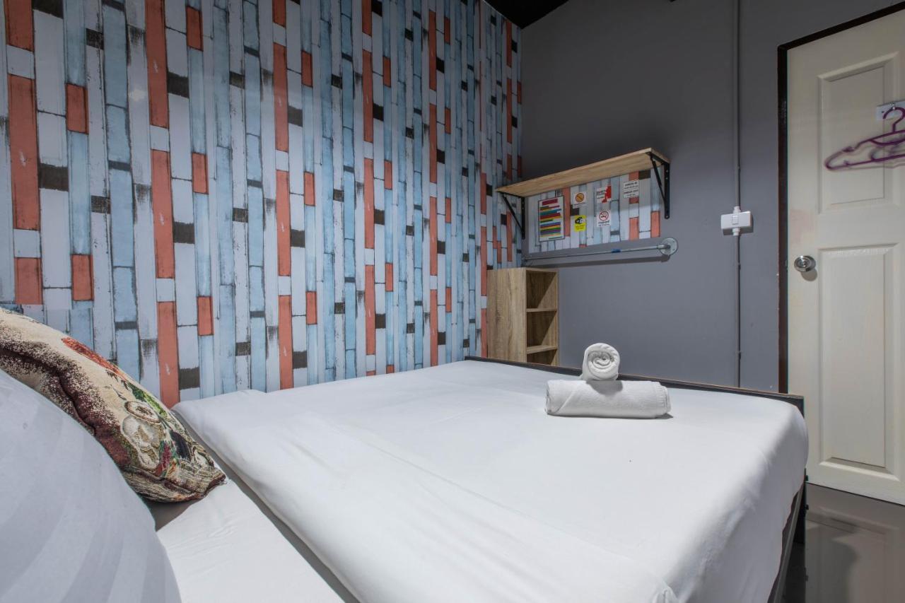 La Belle Nuit House Hostel