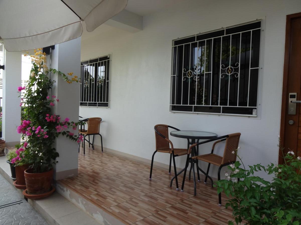 Rena House 2*
