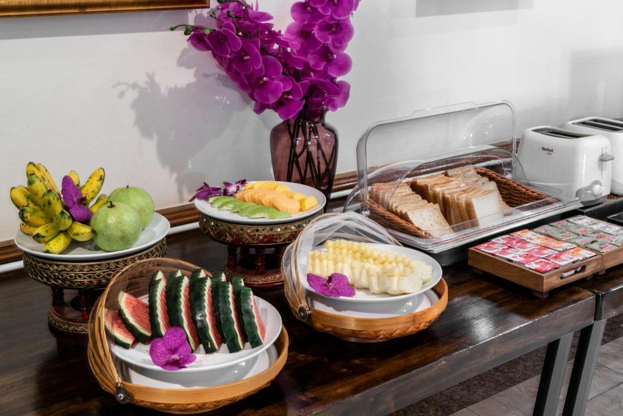 Hotel Lee Chiang 3*