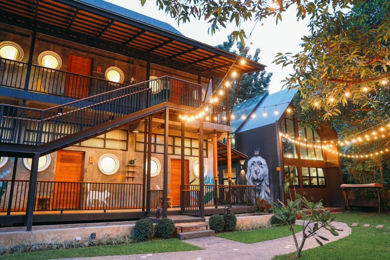 Hotel Yellow Pillow Village 3*