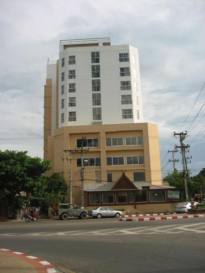 Life In Town Chiangmai Hotel 2*