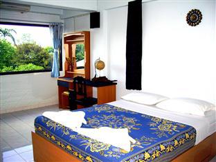 Hotel Phusiri Place Chiang Mai