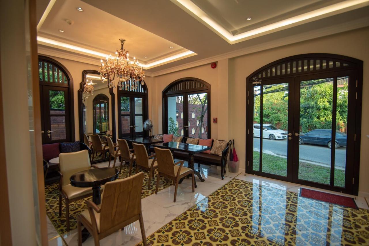Nanta Glam Cm & Residences Hotel 4*