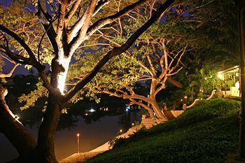 Tempat peranginan Baan Nam Ping Riverside Chiang Mai