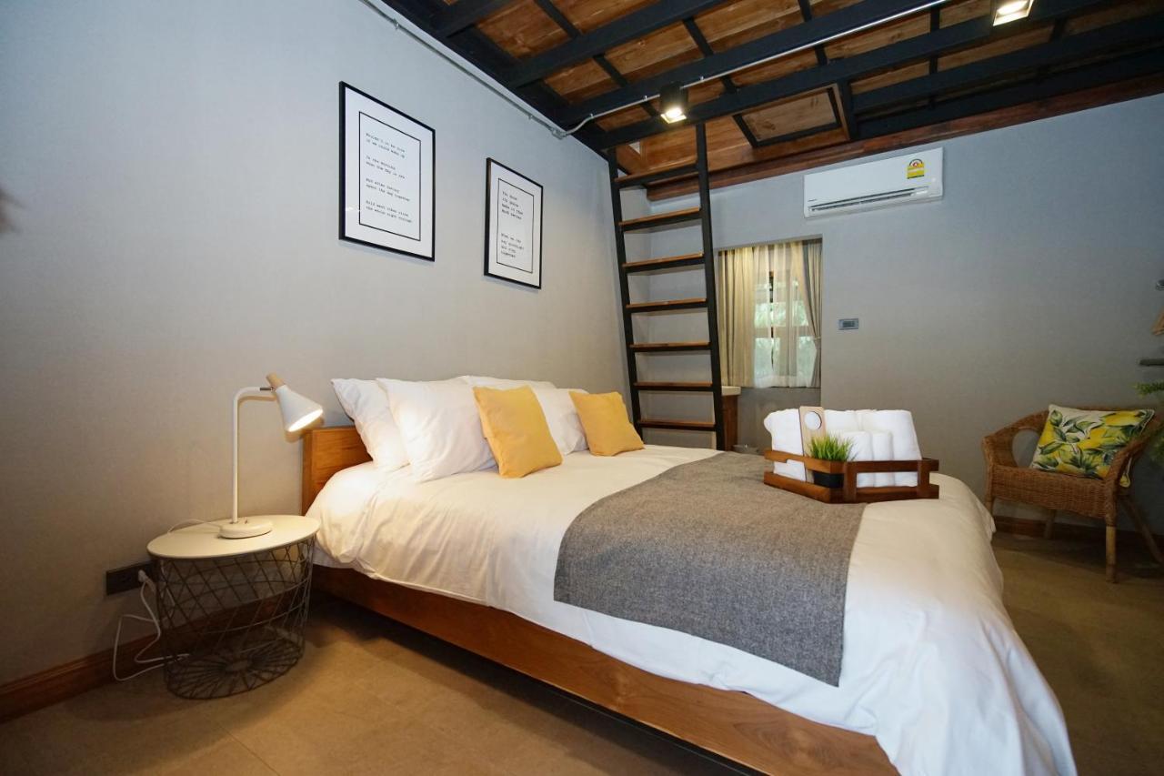 Yellow Pillow Village 3* Chiang Mai