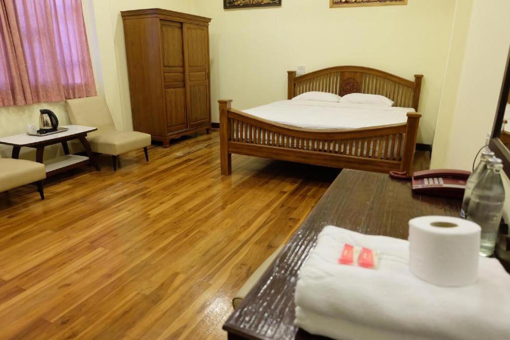 Prince Hotel Chiang Mai 2* Chiang Mai