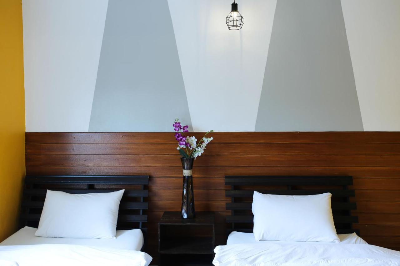 Hush Hostel