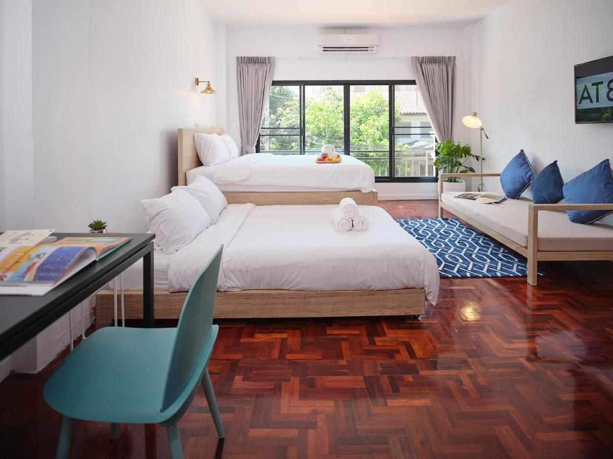 Hotel At 8 Nimman Take Me To Infinity Chiang Mai