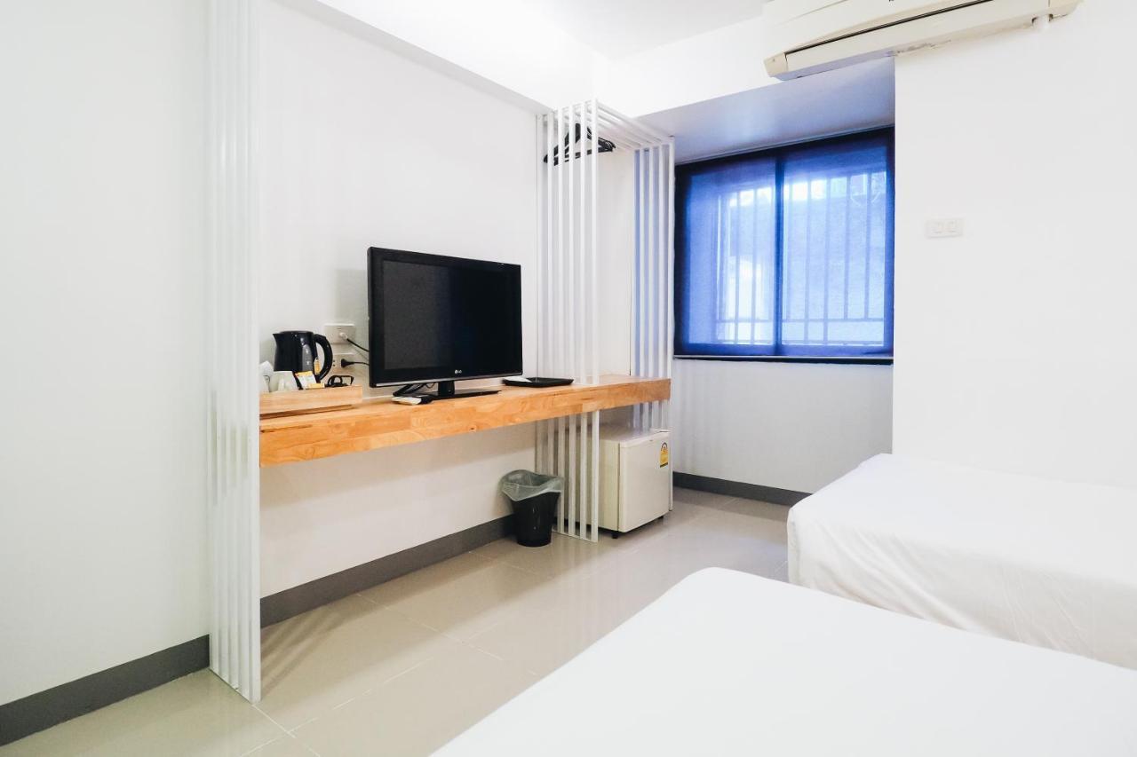 Loyy Hotel