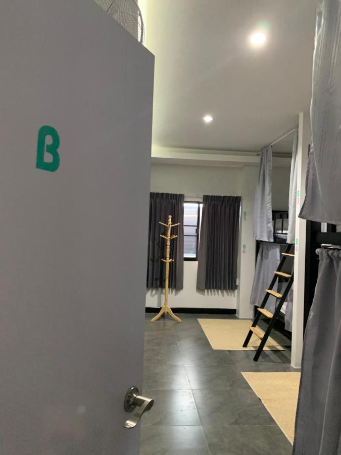 Youniverse Hostel Chiang Mai