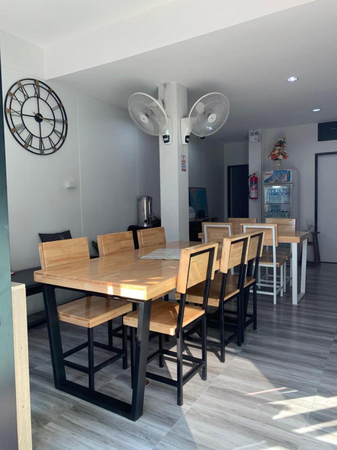 Hostel Youniverse Chiang Mai