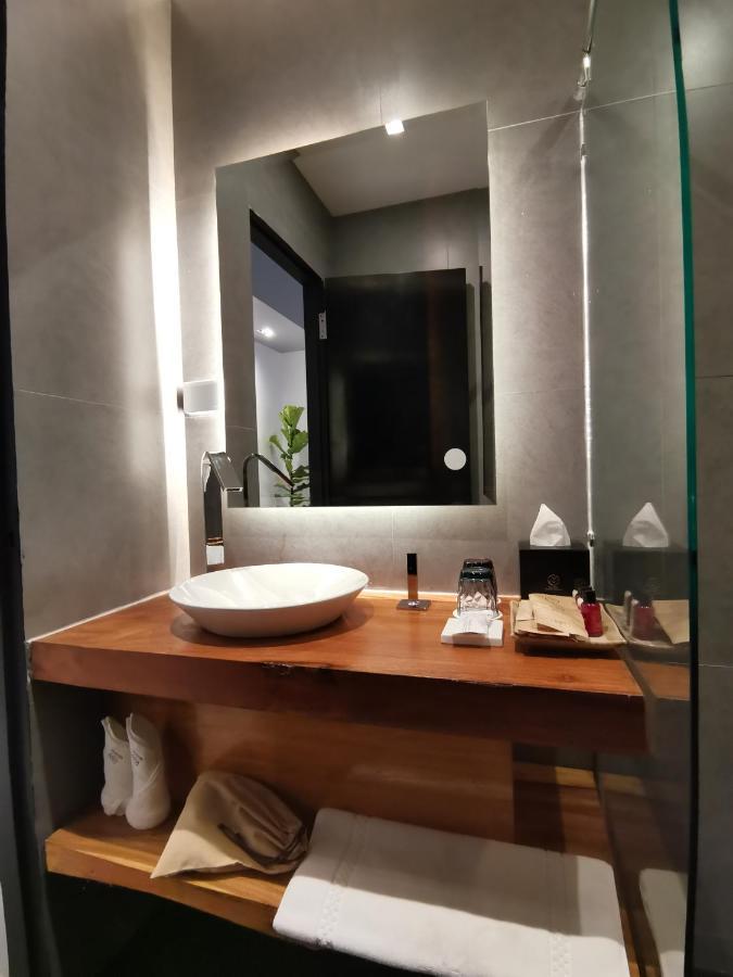 M5 Hotel