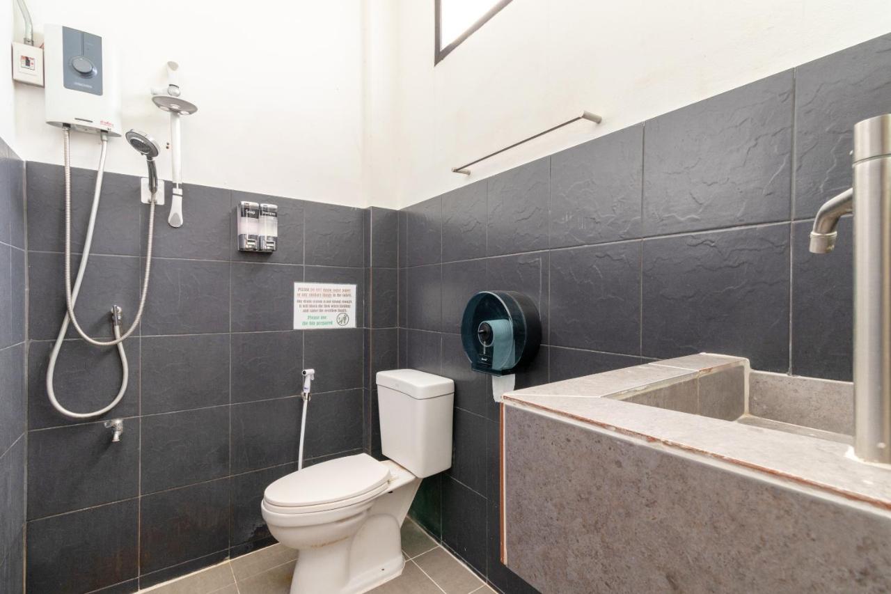 Oyo 677 Le Loftel Hotel