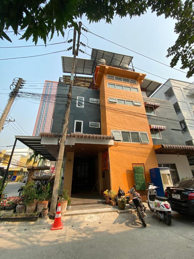 Racha Caftel - 7 House - รชาคาฟเทล Chiang Mai