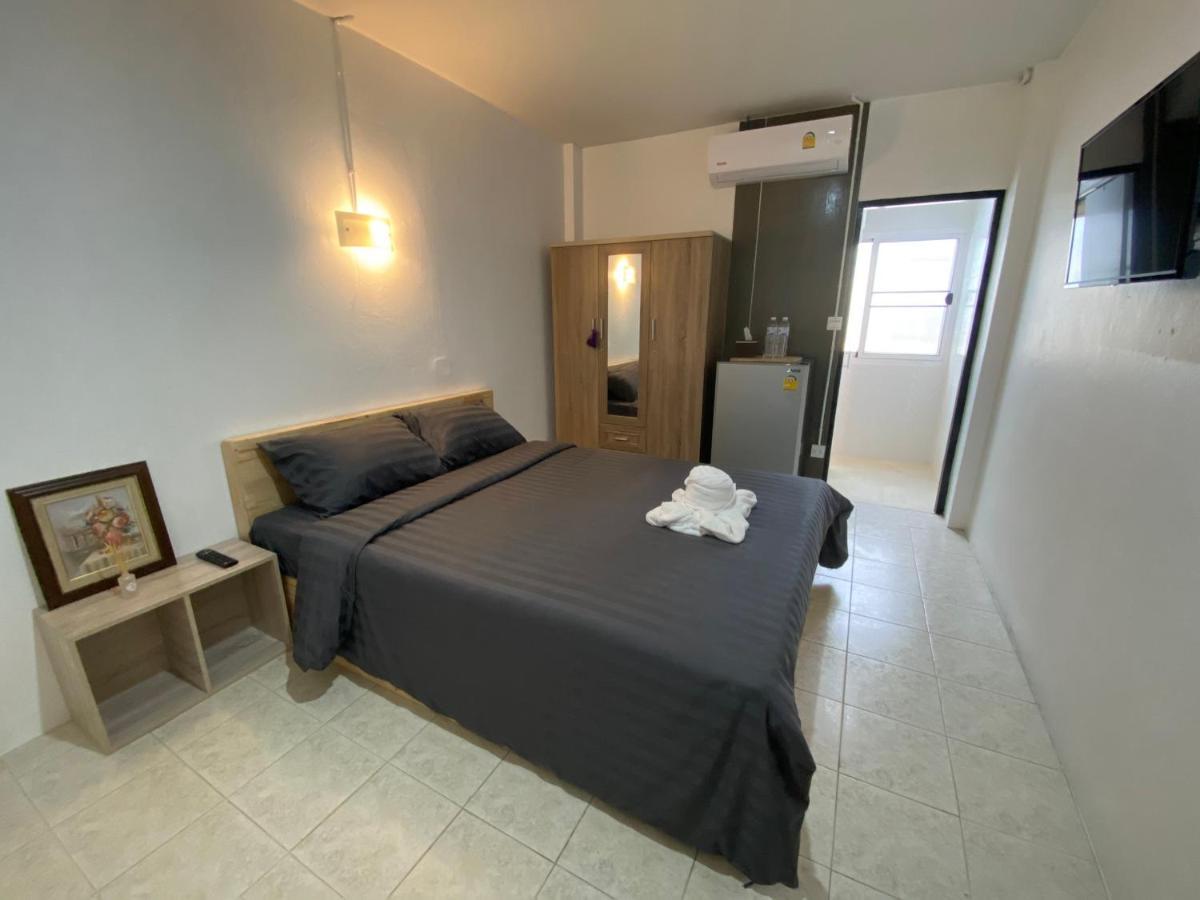 Racha Caftel - 7 House - รชาคาฟเทล Aparthotel Chiang Mai