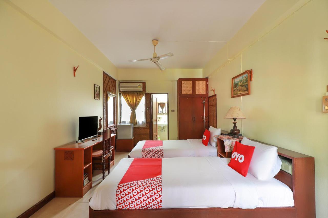 Hotel Oyo 788 Galare 2*