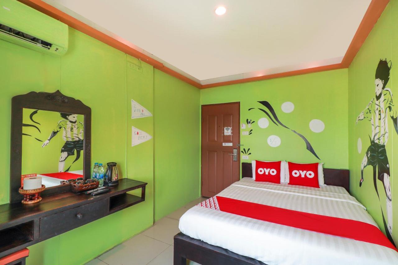 Oyo 768 First Station