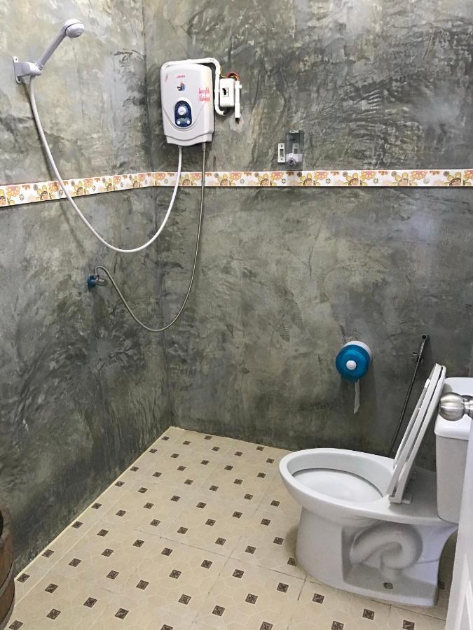 Hotel Oyo 769 Ban Thassanee Chiang Mai