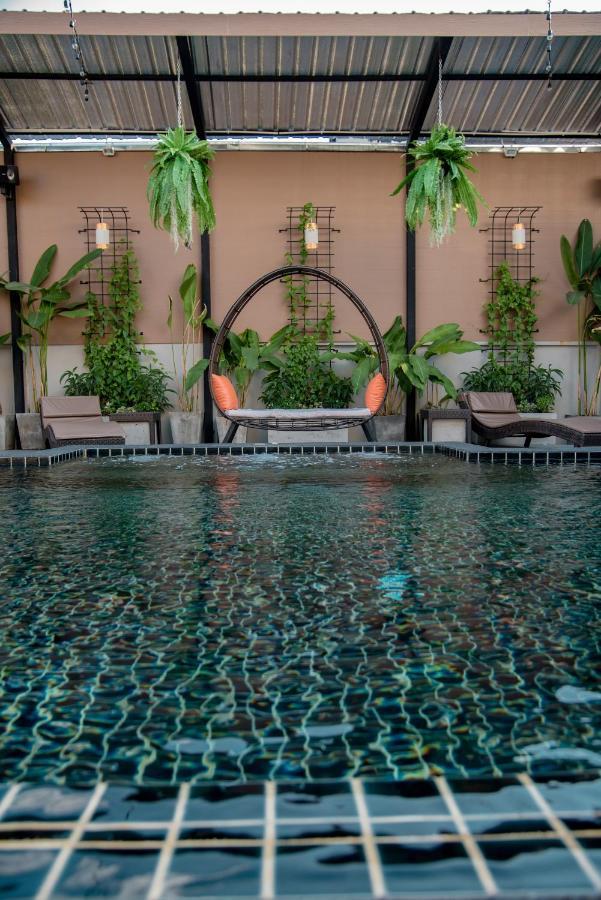Peppy Hotel-pepperyhills Hotel