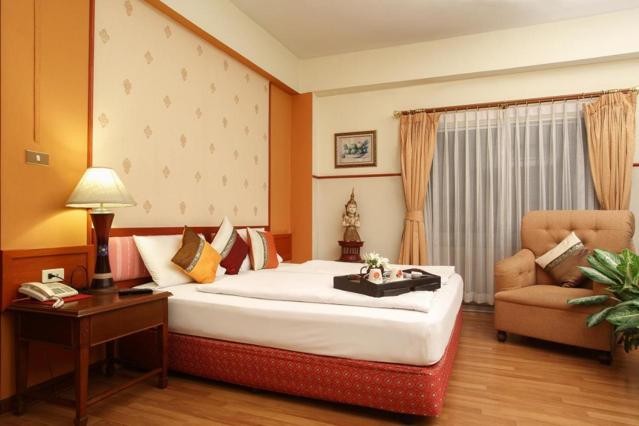 Hotel People Place Classic Sha Extra 2*