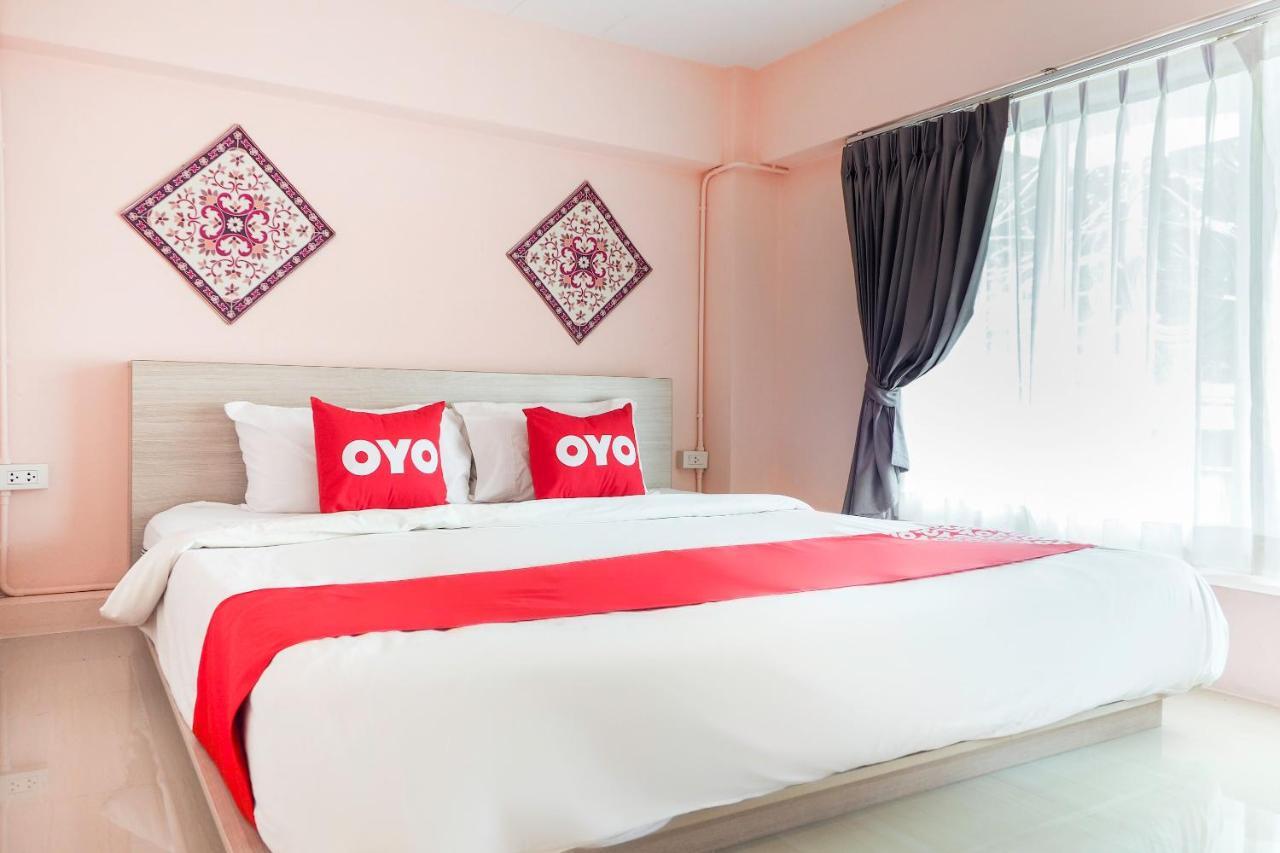 Oyo 983 The Private Hotel Chiang Mai
