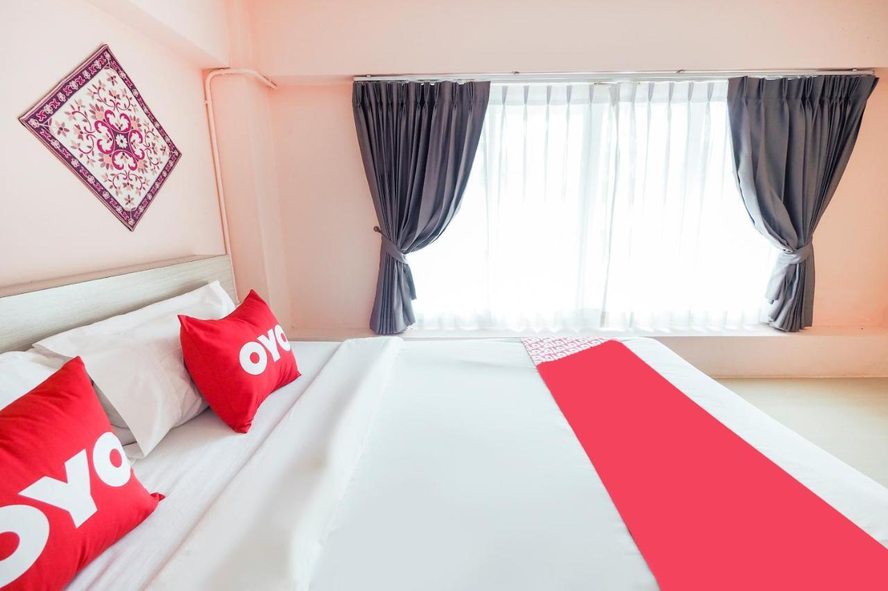 Oyo 983 The Private Hotel 2* Chiang Mai
