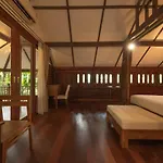 Chompor Lanna Hotel