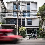 B Arch House