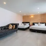 Little Bear\'S Home