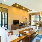 Cozy Time Villa Hotel