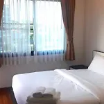 V-Twin Donjan Service Apartment