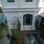 Nanta Glam CM Hotel & Residences