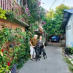 Baitong Homestay