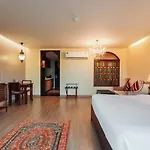 Sheik Hotel