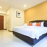 Chanapat Hotel