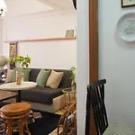 Cozy House In Middle Of Old Town Chiangmai