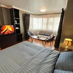 Center Of Nimman/Cozy Studio Room