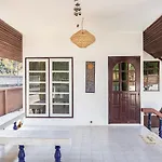 Cnx House