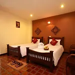 Cm Night Bazaar Boutique Hotel โรงแรม ซี เอ็ม ไนท์บาซาร์ บูทีค - Sha Plus Certified