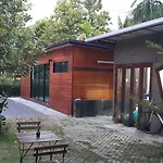 9Roomz