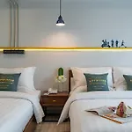 Momo Hotel