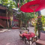 Joy\'S House & Tour