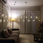 Entire 3Br 2 Store House At Saturday Night Market