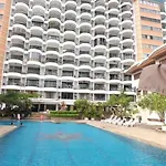 Apartment With Mountain View In Nimman, Chiang Mai